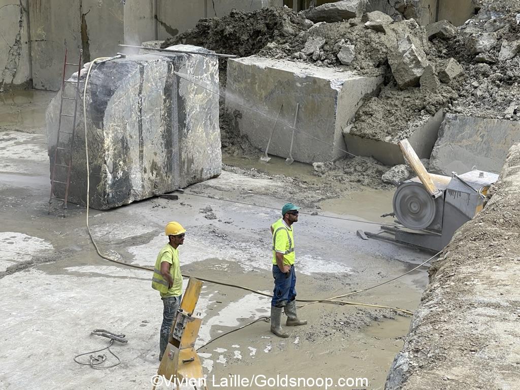 71F5B420 2382 48B3 9F26 25402606BD39 1 105 c