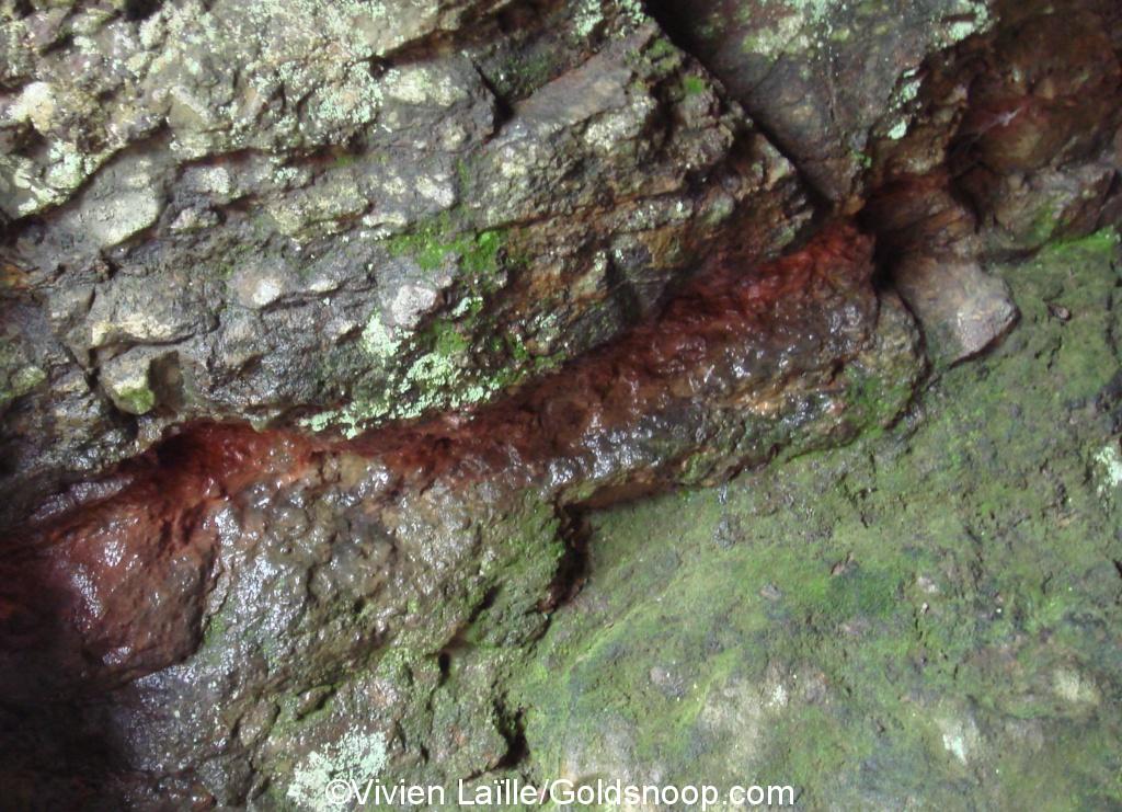 Gold bearing vein Toi Kinzan